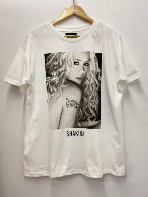 Remera Shakira