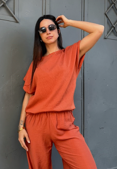 Conjunto de pantalón y remera